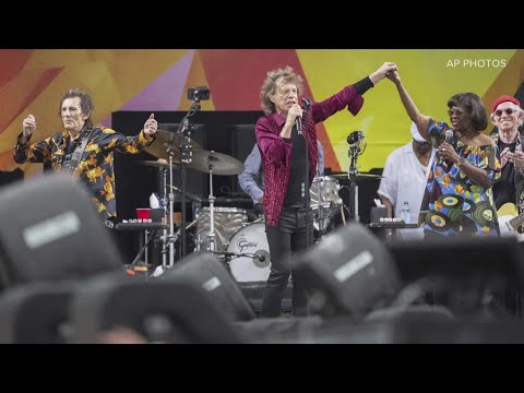 Rolling Stones take the stage with Irma Thomas